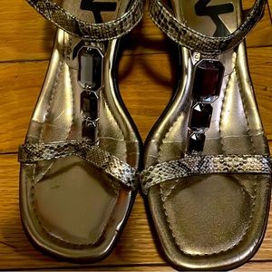 Anne Klein Sandals Size 7